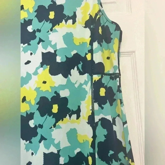 Title Nine Buttah Pieced Tank Dress  Blue Green Floral Sz Small - Picture 3 of 11